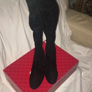 Guess size 71/2 over the knee suede blacks boots